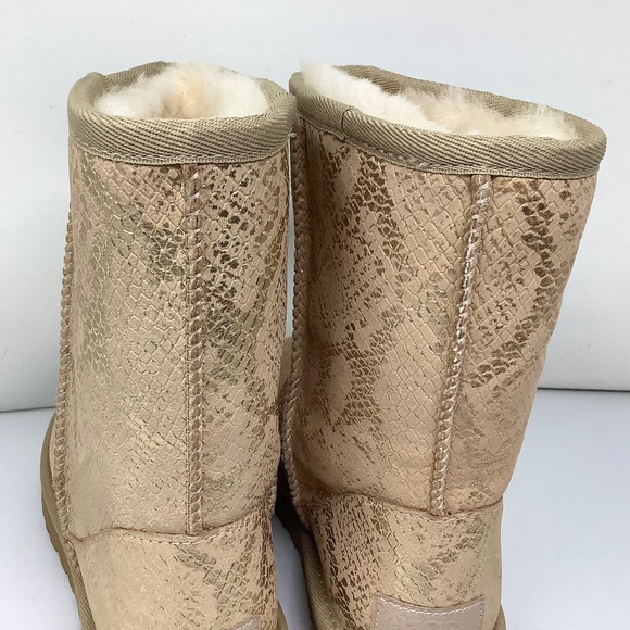 FINAL SALE UGG Classic Short Metallic Snake Print Sheepskin Boots NEW - Picture 5 of 11